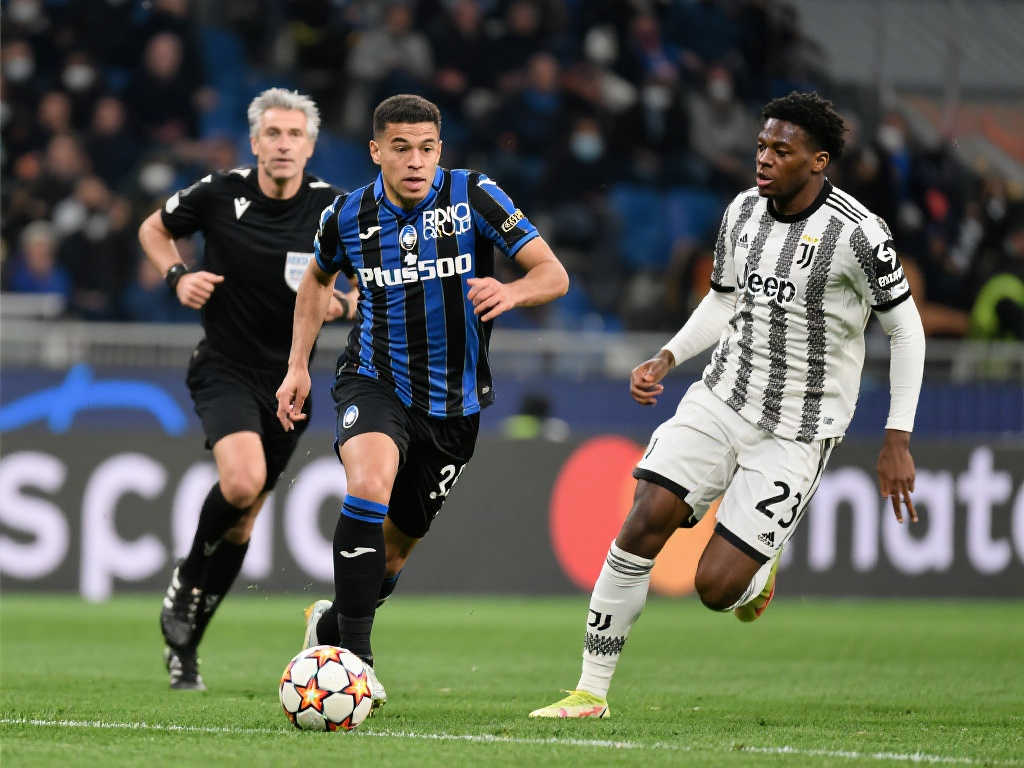 球队通过这 球队通过这